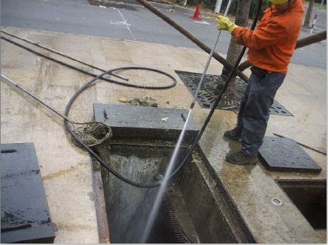 浦北池底污泥如何清理